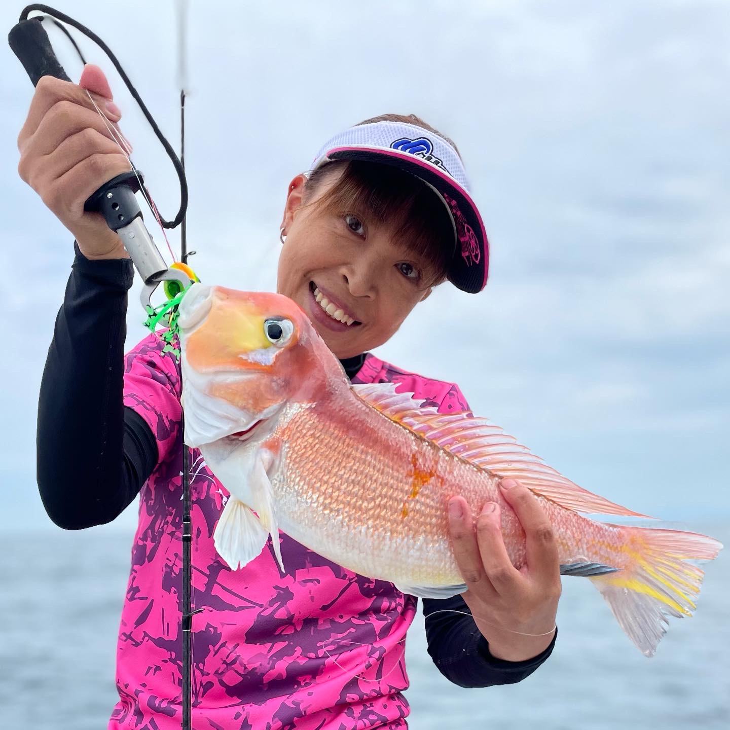 ADDCBC7C-3478-4A44-9C13-